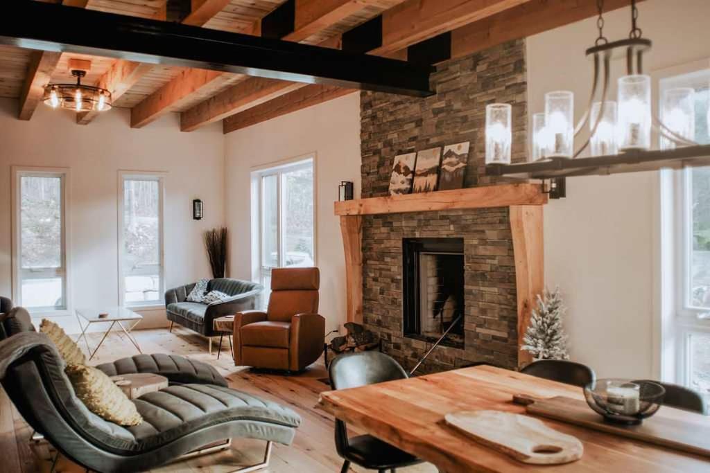 Spa Firepit & Nature - Chalet de la Colonie, Val des Monts