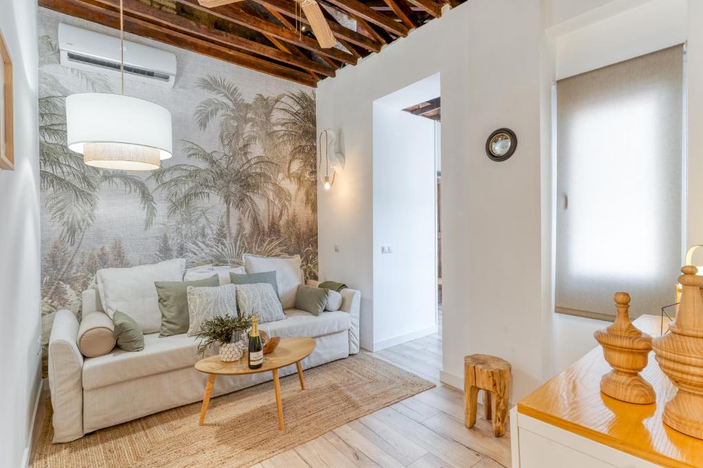 Abele 45 Old Town Apartment by Stay Belonio - 3