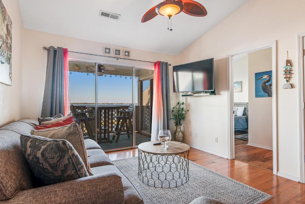 Baywatch A10, Pensacola Beach