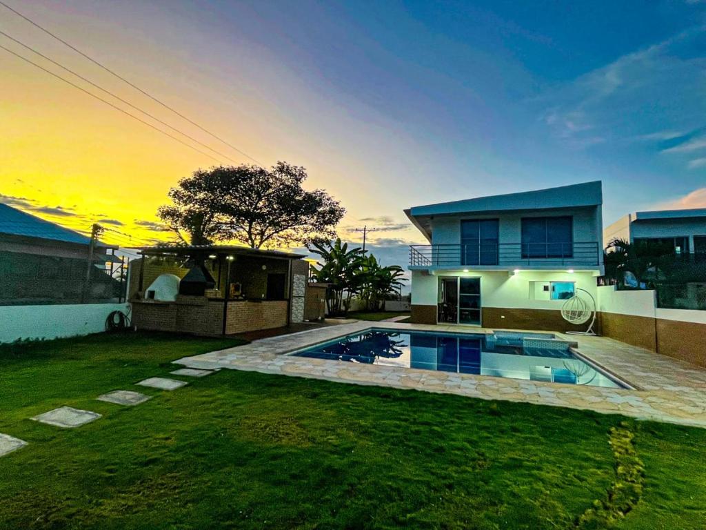 Villa Gilma - antes de reservar por favor comunicarse al tres uno ocho tres cero dos dos cuatro tres cinco - 1