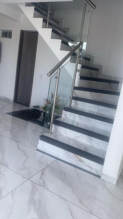 Villa Gilma - antes de reservar por favor comunicarse al tres uno ocho tres cero dos dos cuatro tres cinco - 2