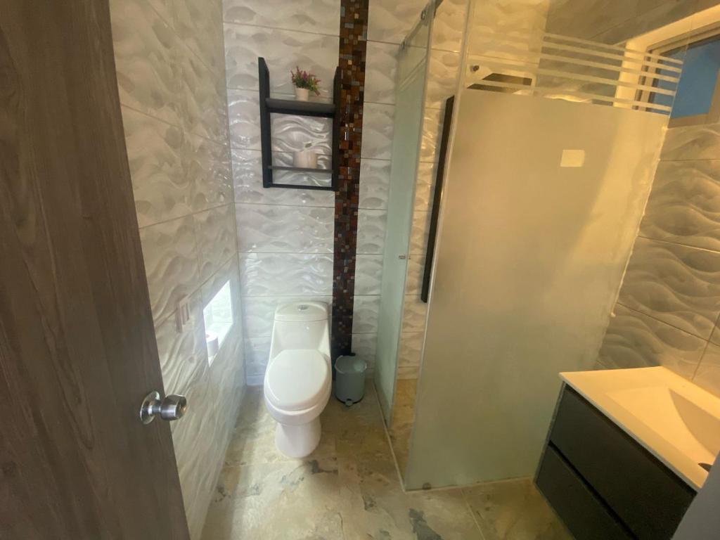 Villa Gilma - antes de reservar por favor comunicarse al tres uno ocho tres cero dos dos cuatro tres cinco - 3