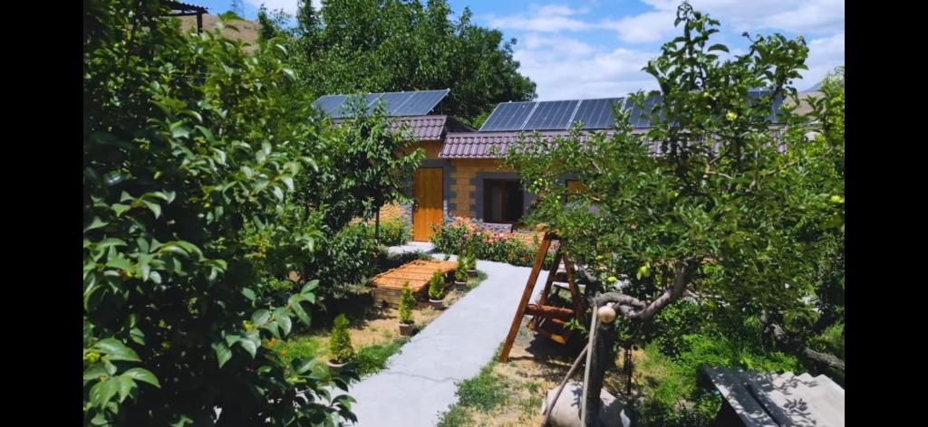 Stepanyans' Guest House, Areni