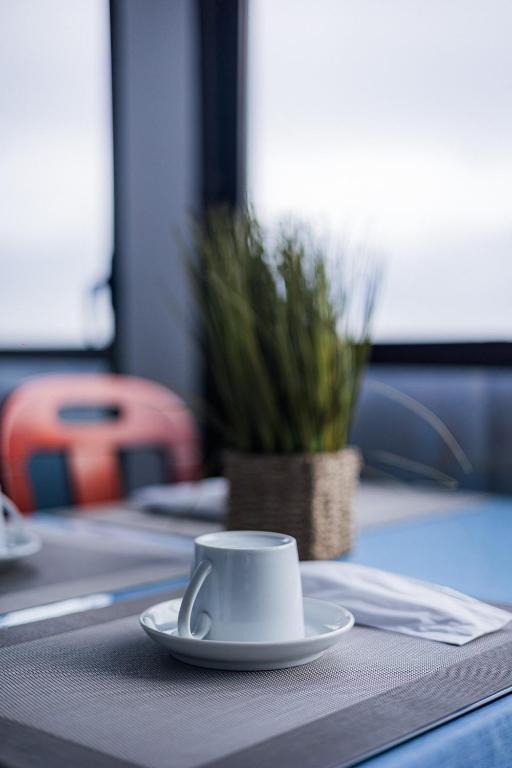 อาหารและเครื่องดื่ม