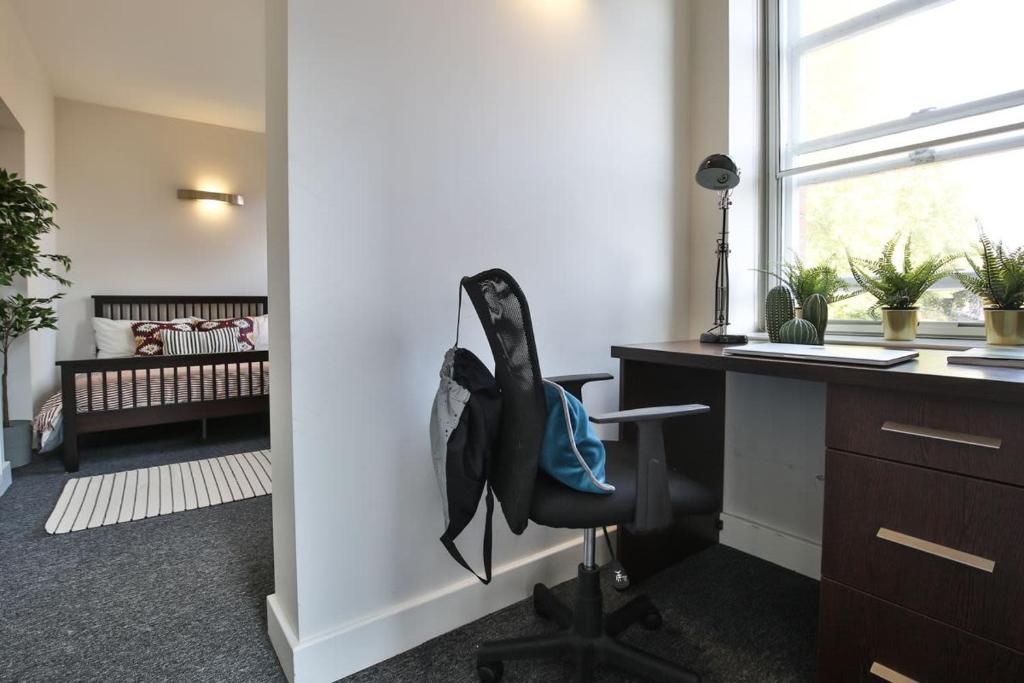 For Students Only - Dean Clarke Lofts in Exeter, Exeter