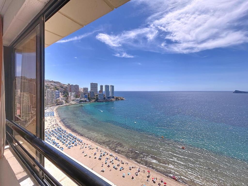 Azuréa Apartment - Levante Beachfront, Benidorm