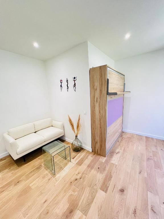 Studio Port-Garibaldi proche mer calme et AC - 4