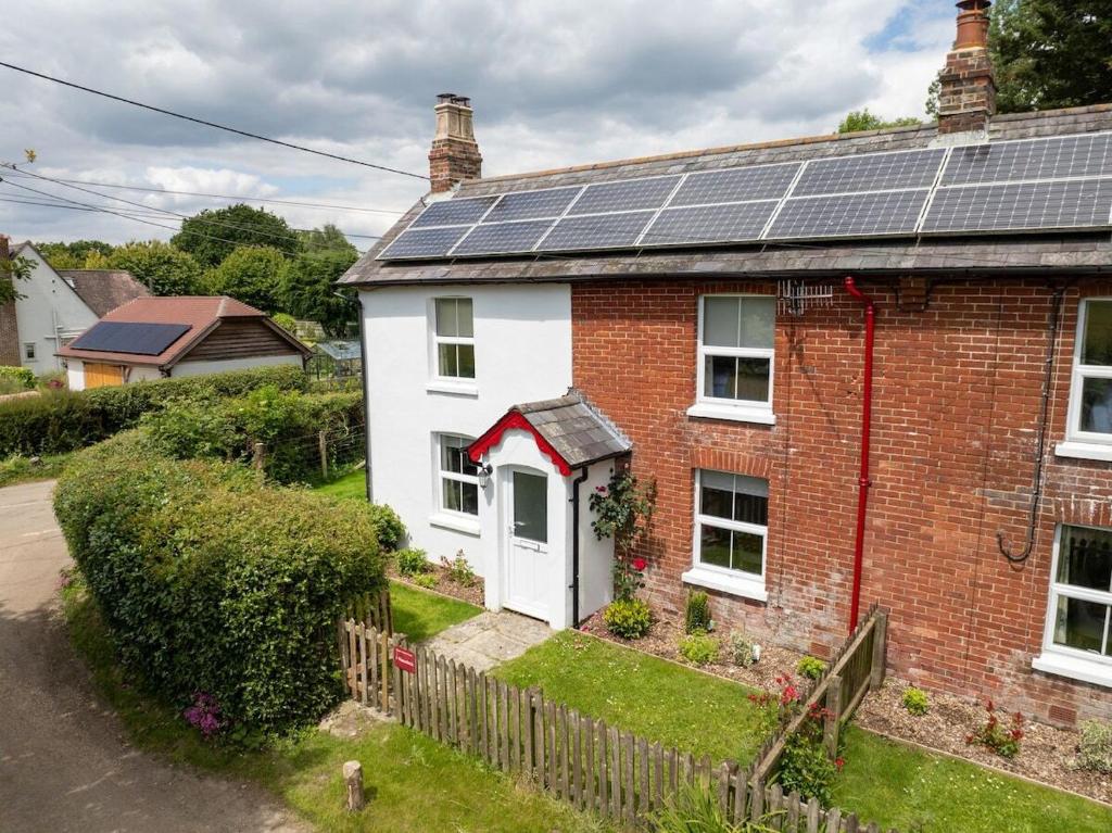 Rose cottage, Hinton Admiral Station