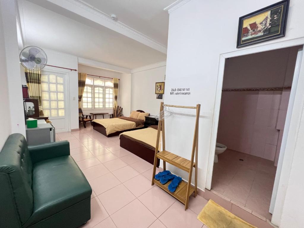 VALENTINE Hotel