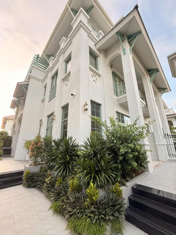 TriKy Village Tropical Bãi Khem