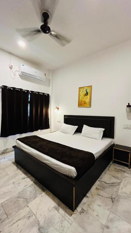 Pushkar Stay, Váránasí