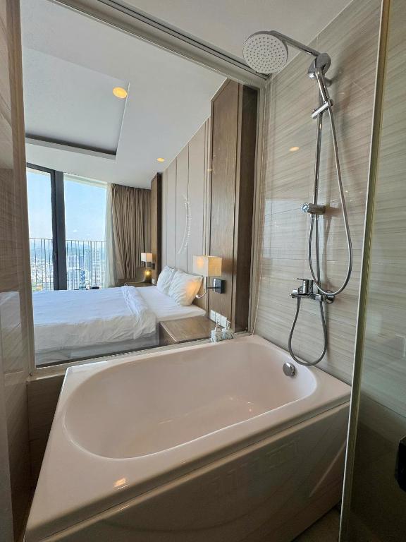 芽庄豪华海景全景酒店-由露娜管理 (Luxury Seaview Panorama Nha Trang by Luna)
