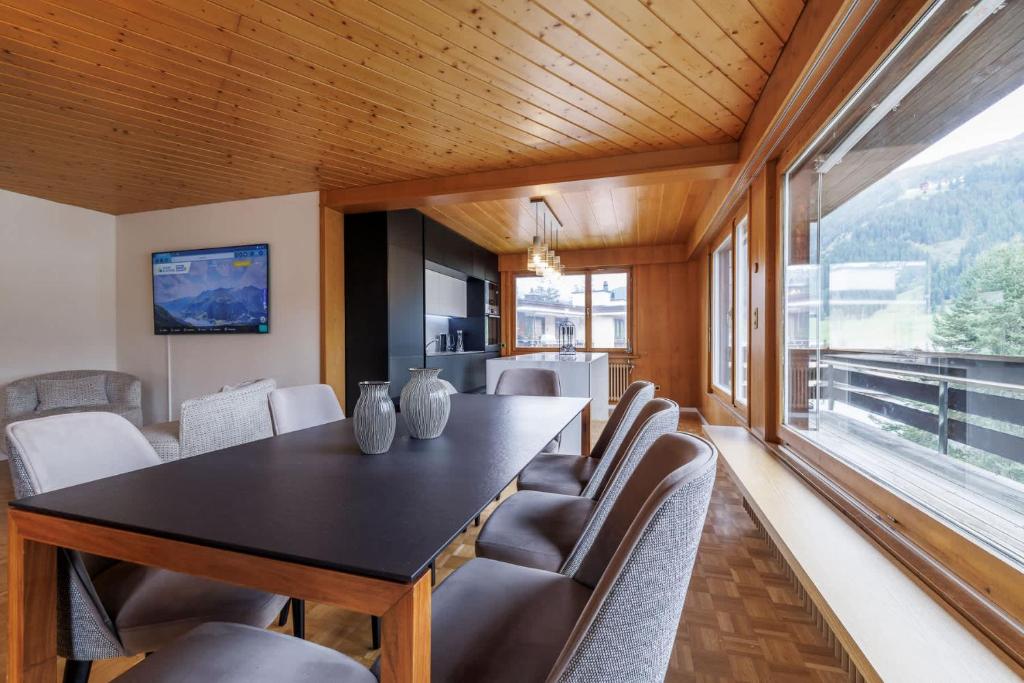 Luxe Davos Residence with Views Private Balcony - 3