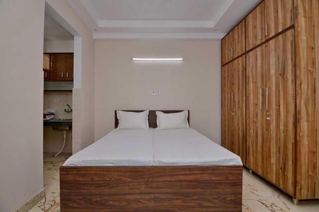 Collection O DLF Cyberhub Gurugram, Gurgáon