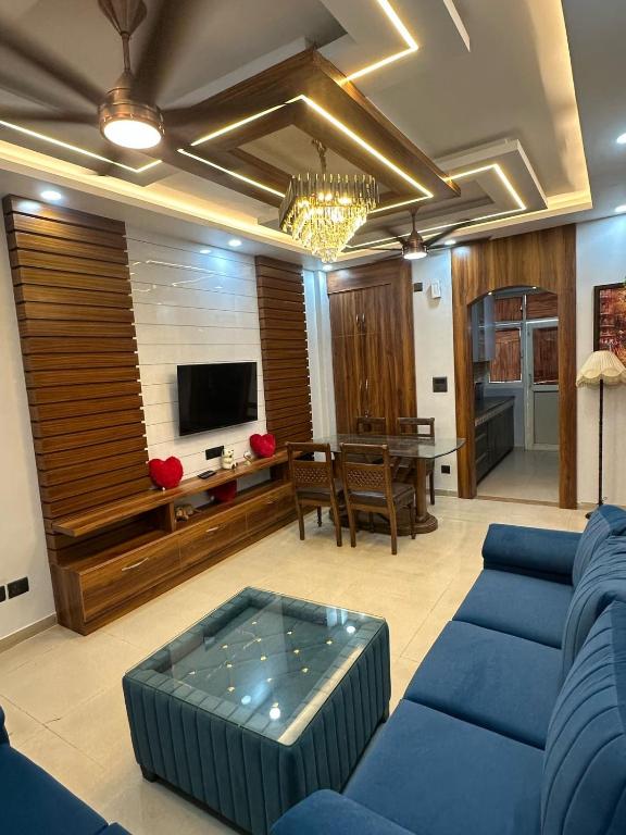 Pablo Place, Ghaziabád