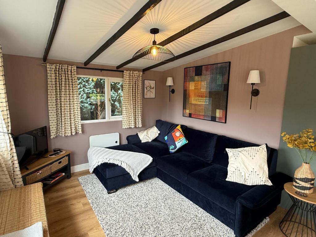 Robins' Rest - 22 Caer Beris Luxury Lodge Park NEW Sleeps 6 Riverside Reteat, Builth Wells