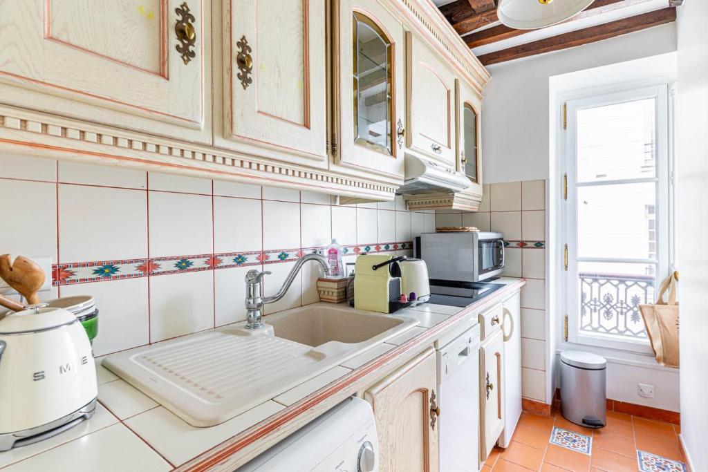GuestReady - Chic & Central Paris Hideaway for 2 - 4