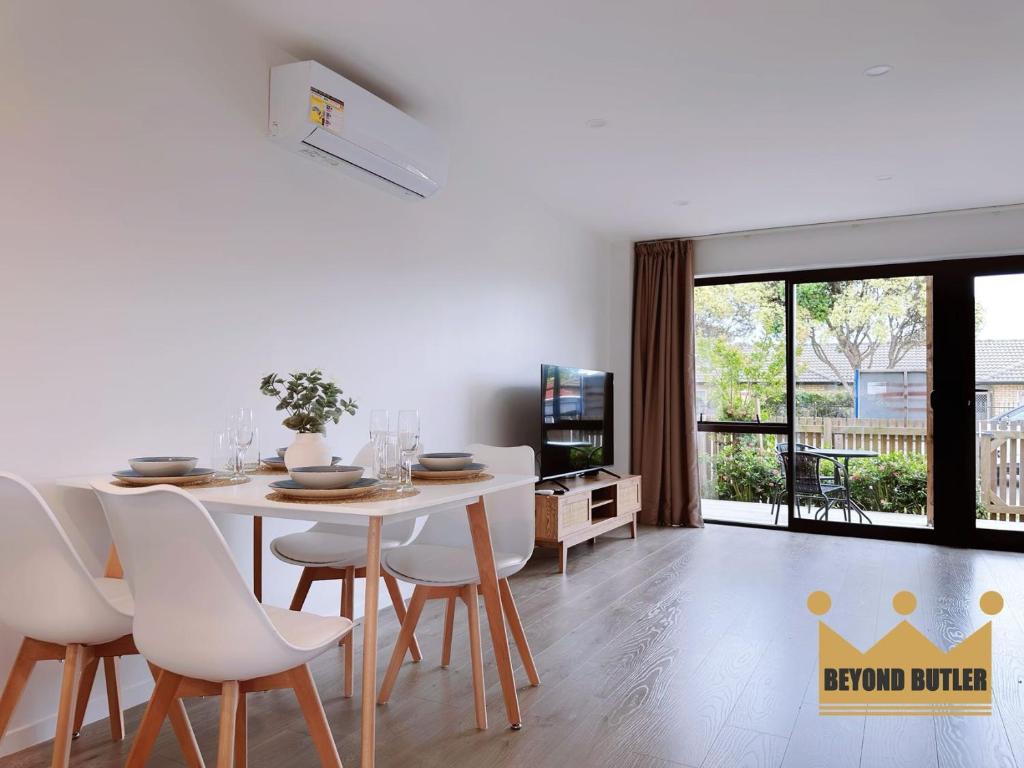 Discover Avondale - 10 Sec Walk to Sunday Market, Окленд