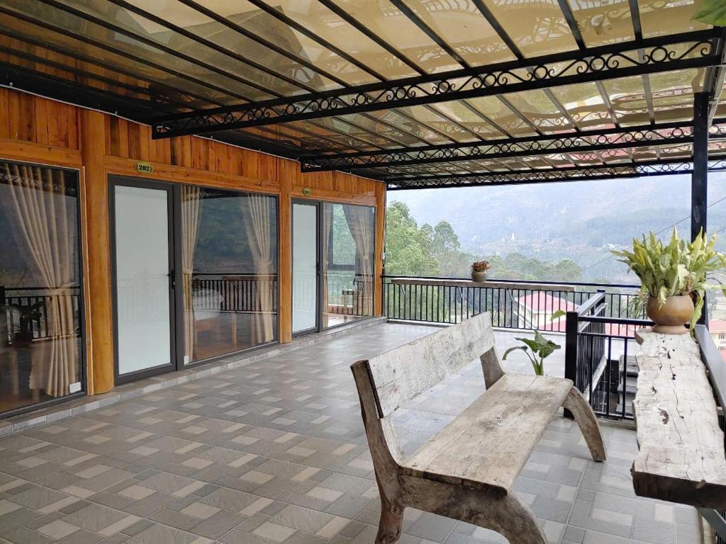 Xom Moi HomeStay