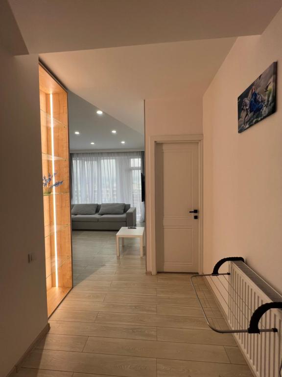 Tbilisi Saburtalo, Tbilisi