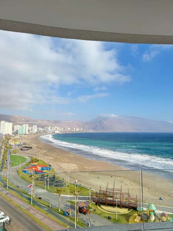 Arriendo Depto Diario Vista al Mar Distrito Cavancha - 2