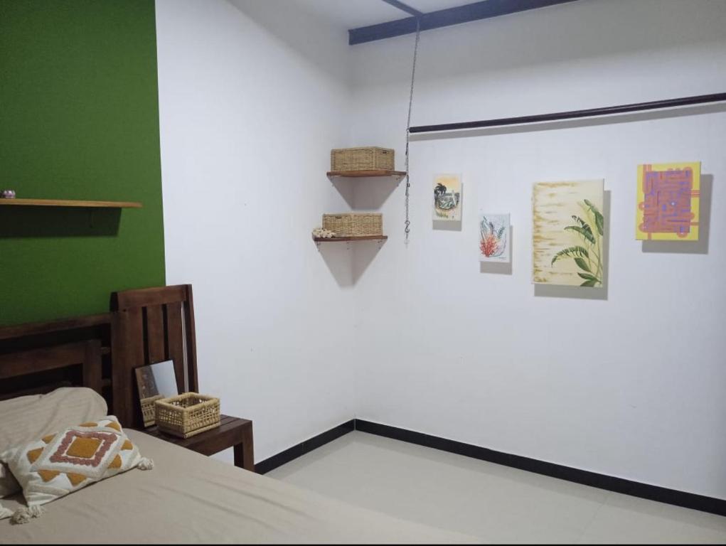 Garomzangi, Ahangama