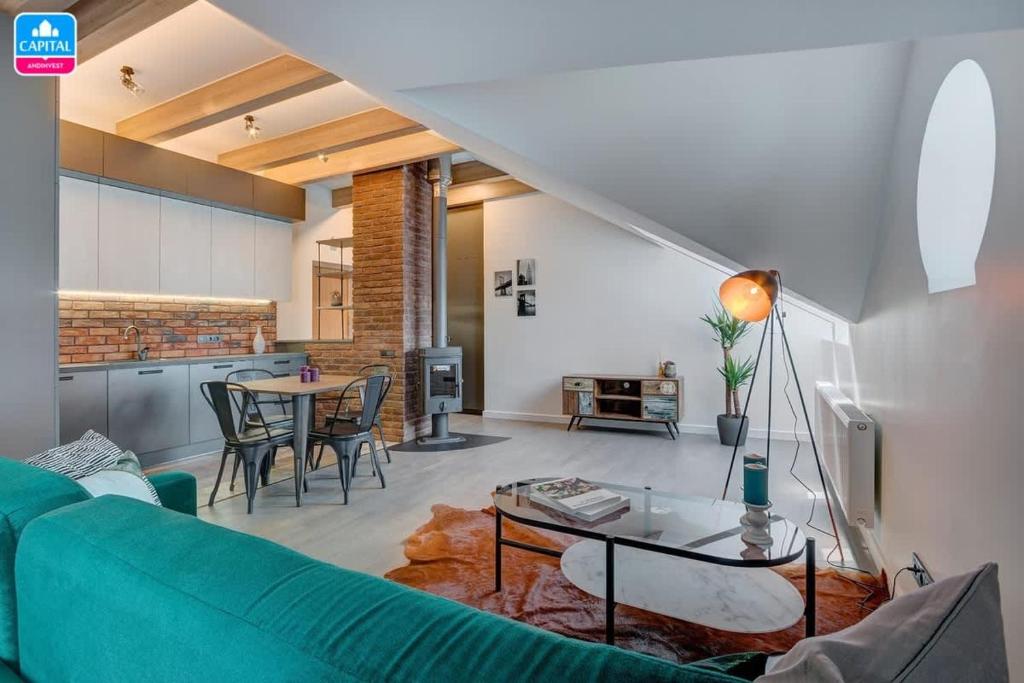 Domillion Pylimo Penthouse duplex apt 15ppl P36D, Vilnius