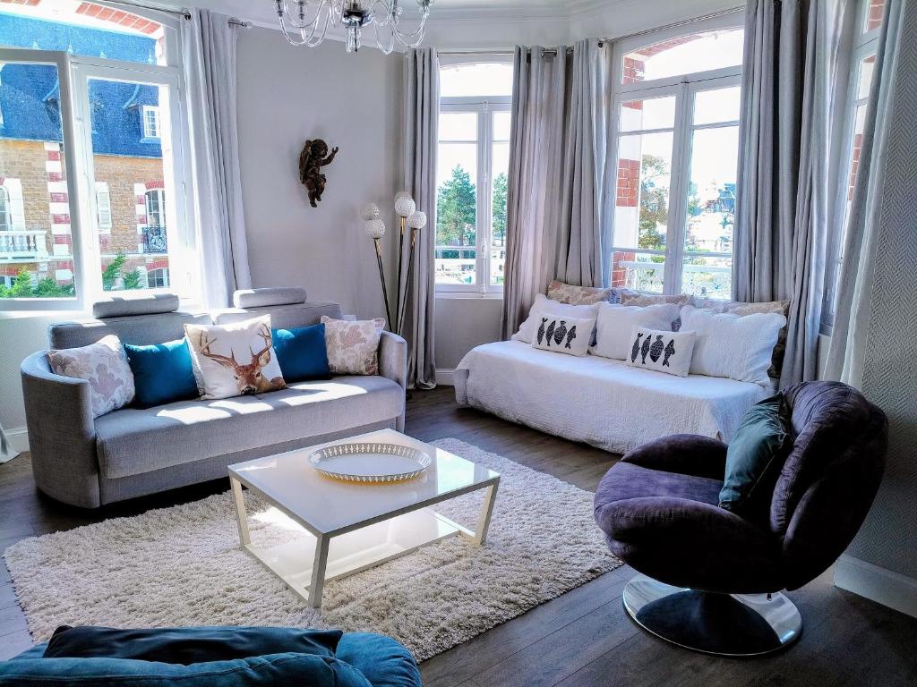 Emplacement exceptionnel Appartement très lumineux au cœur de Cabourg - 2