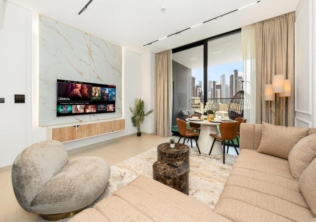 Luxury 1 BR Apartment with Private Jacuzzi, Dubaj