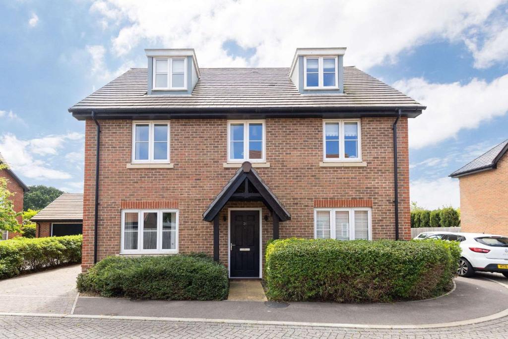 Modern Family Retreat Nr Beaches and Marina, Birdham