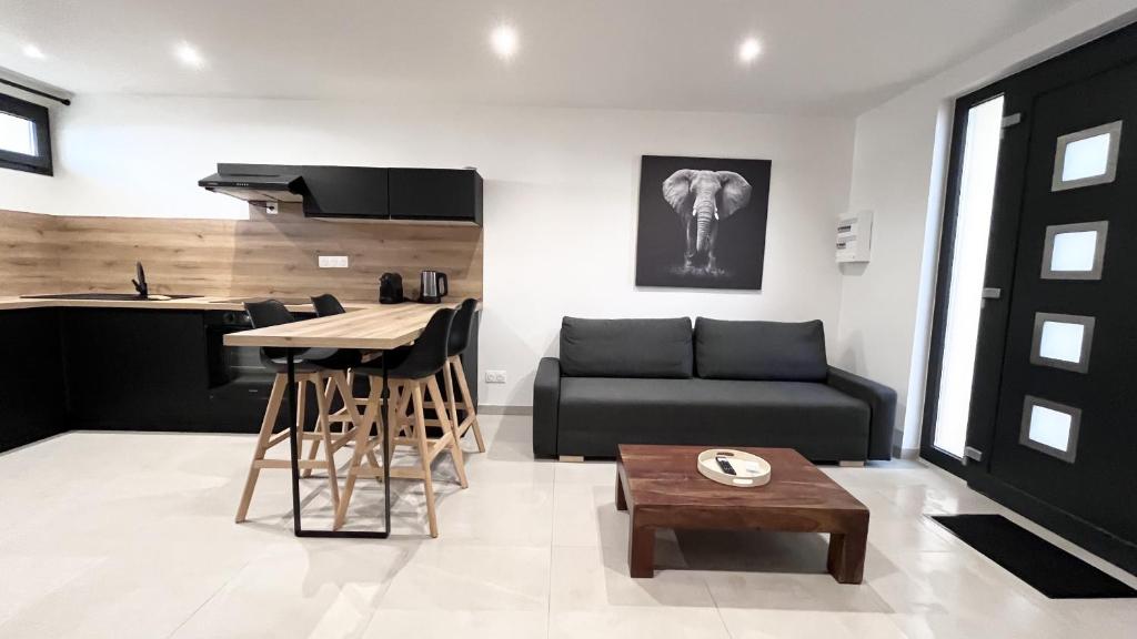 Logement neuf au centre de Martigues avec parking - 3