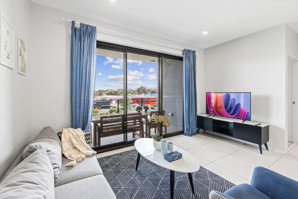 Stylish Apt with Balcony Easy Access to Everywhere, Brisbane