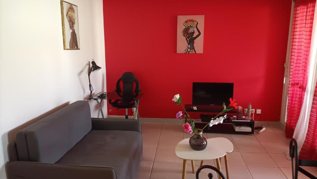 Gwadalocappart- T2 élégant, Wifi, centre-ville & plages à pied, Le Gosier