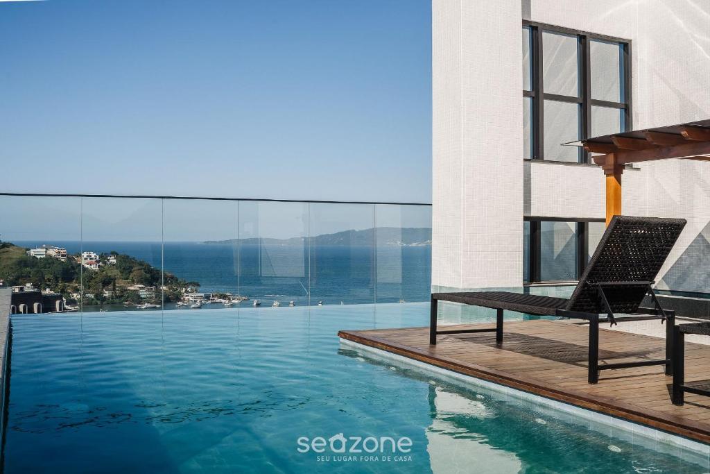 MHFA - Studios em Prédio Luxuoso com Vista Mar, Itapema