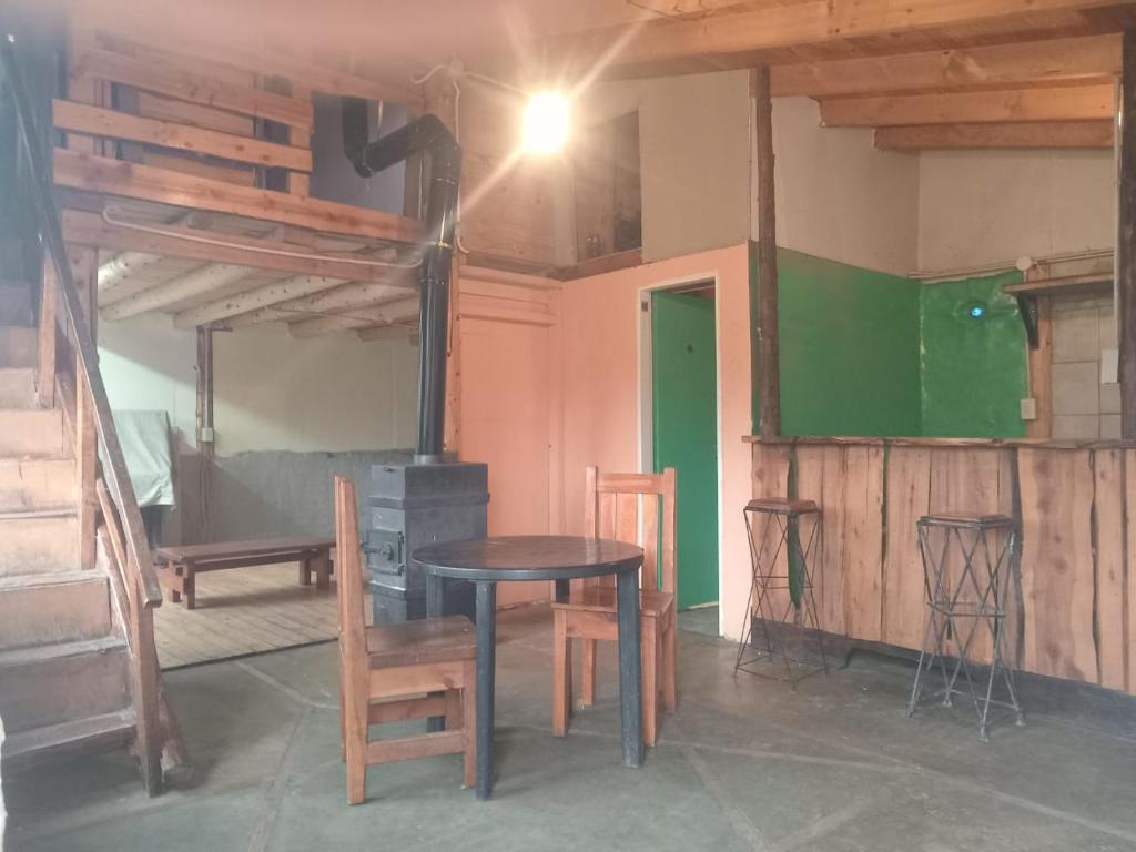 Serendipia Casa de campo en la costa del rio Quemquemtreu Ruta40 - 4