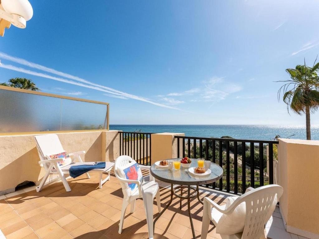 Charming apartment for coastal adventures - 3