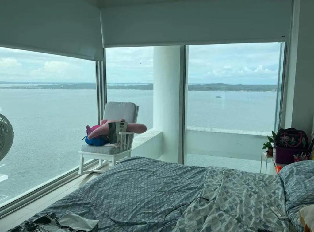 Castillo grande Duplex vista al mar piso 26 - 3