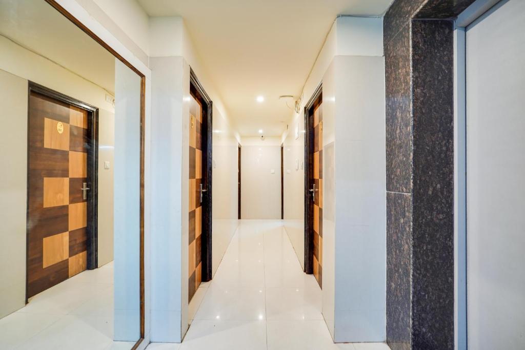 Hotel O S Nandhi Residency, Bengalúr