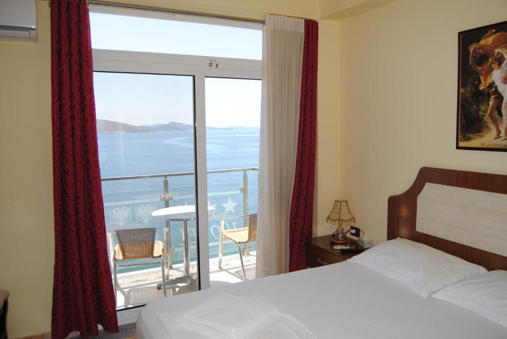 Republika Hotel photo