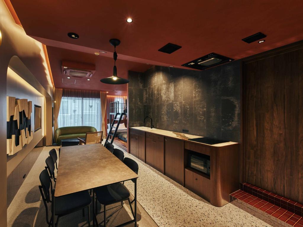 illi Tria Shibuya