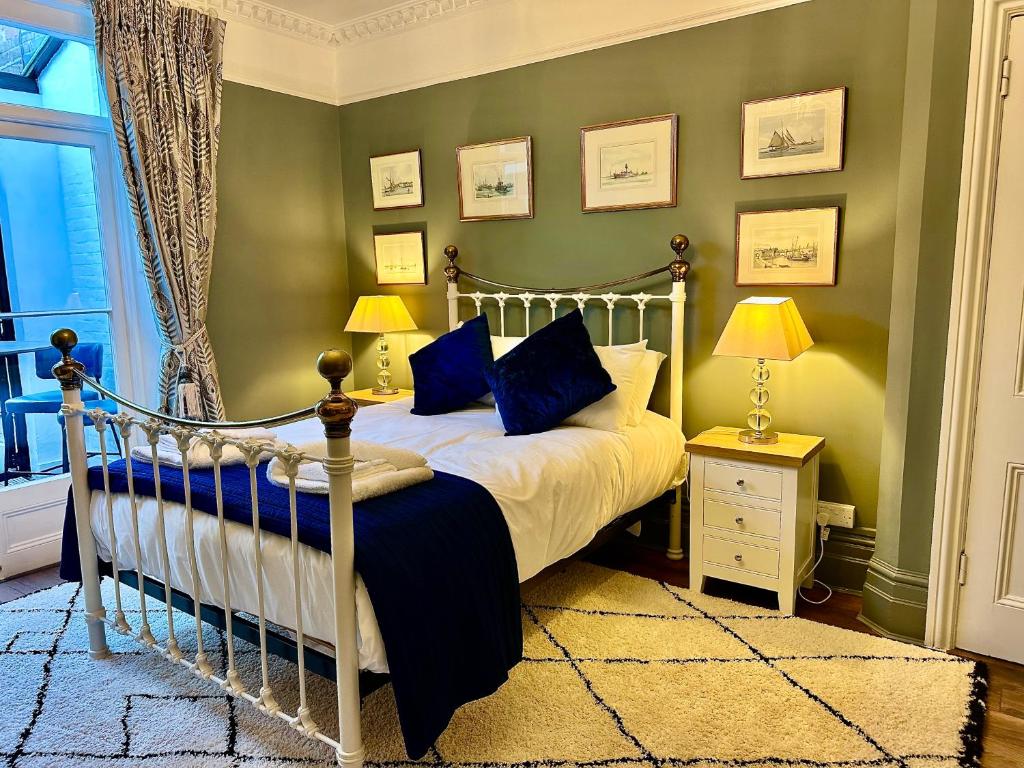 The Garden Flat, Dorchester