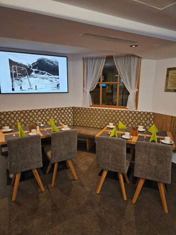 Hotel Garni Valülla - 5