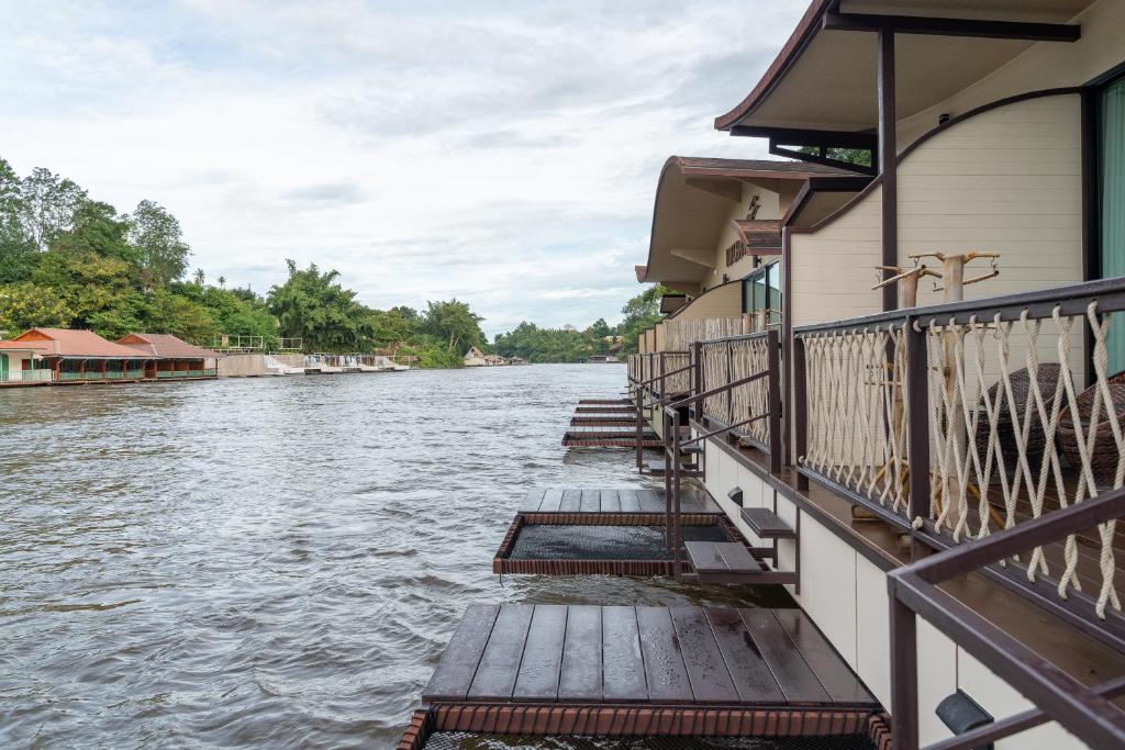 ทัศนียภาพภายนอกโรงแรม