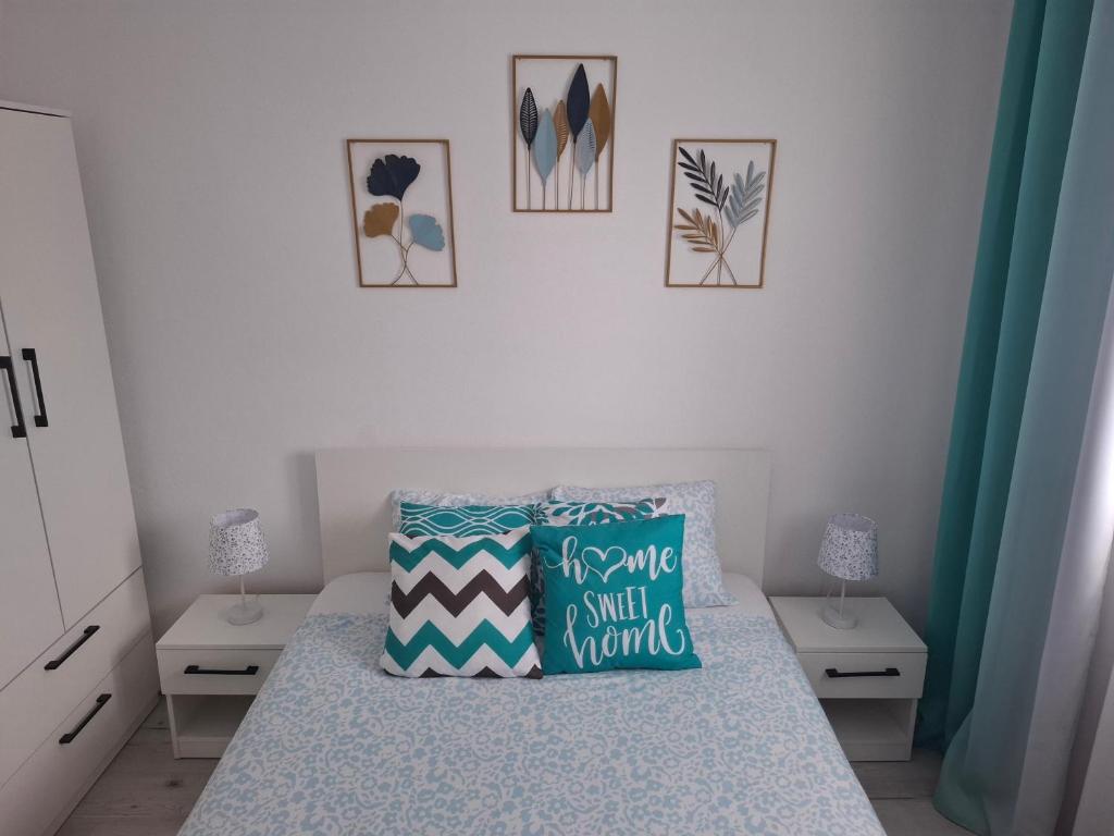 Cezar's Apartment, Fagaraš