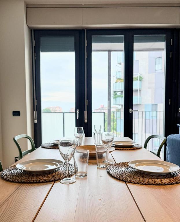 Large Apartment with Terrace - 3
