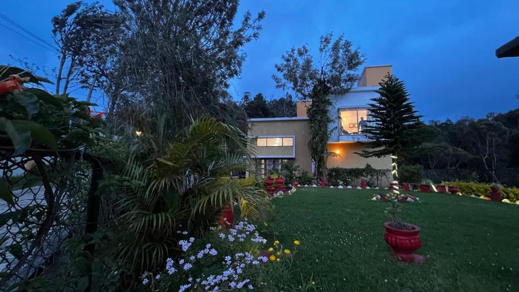 Willostays Cluster Clouds, Ooty