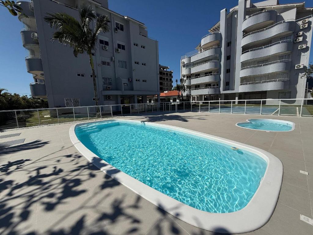 cód 79 - Apartamento apenas 80m do mar!, Governador Celso Ramos