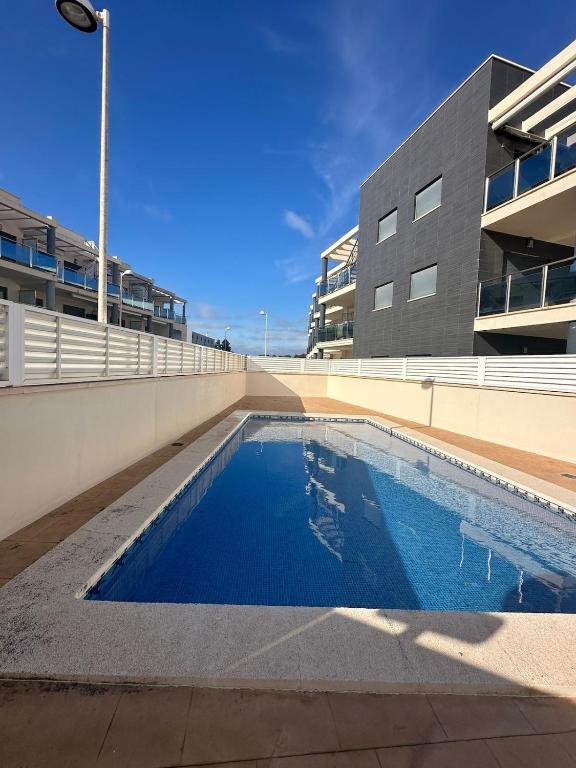 Ground floor apartment on the seafront with pool - 4