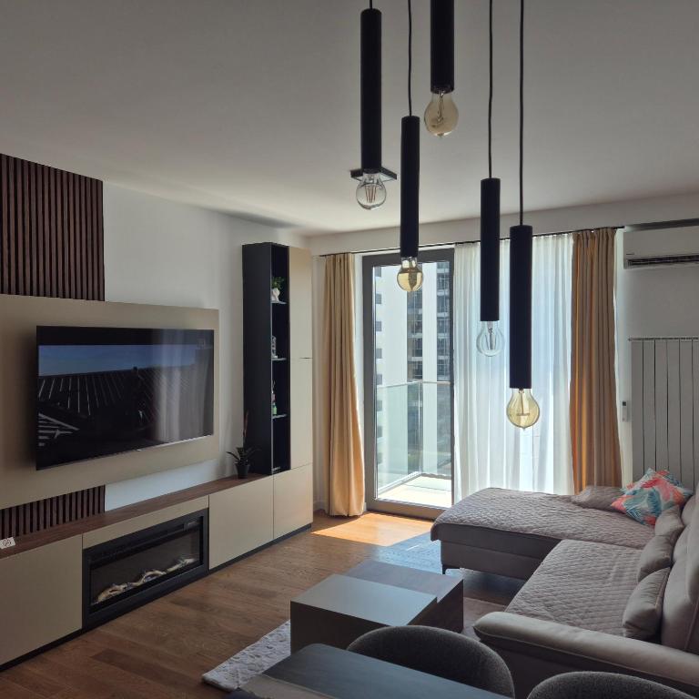 V i N Boutique Apartment - 3