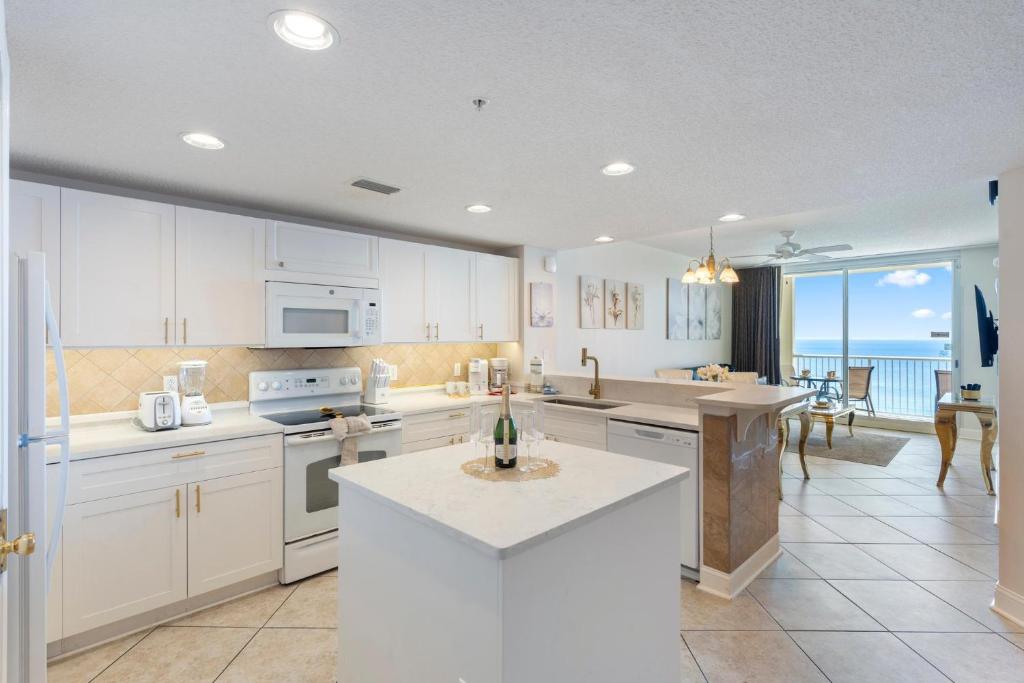 Majestic T2 - 1606, Panama City Beach